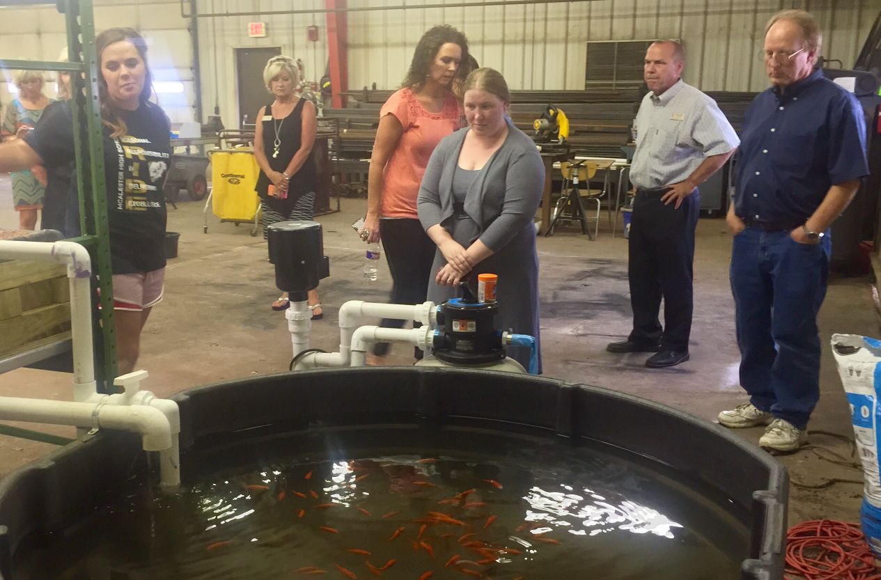 MPS school board views agriculture department